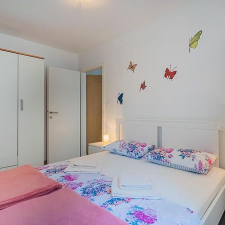 Apartman Antonija 茨雷斯 外观 照片