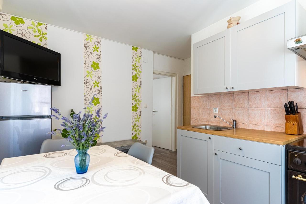 Apartman Antonija 茨雷斯 外观 照片